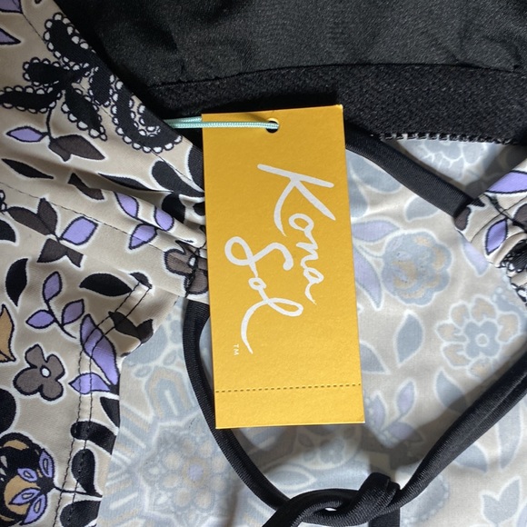 Kona Sol bathing suit top, NWT, size small (4-6), buy one get one free!!! - Picture 5 of 6